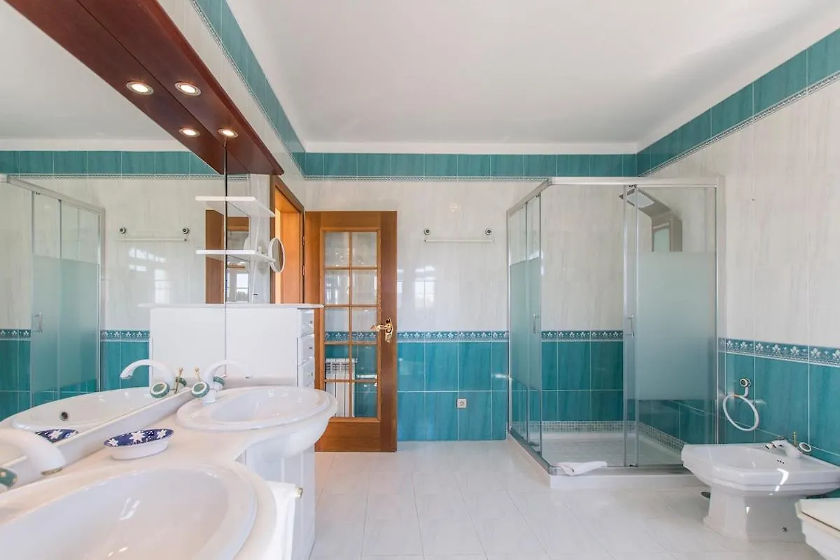 Villa Atlas Lagos 0*,